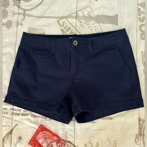 UEC MARKET & SPRUCE CHINO SHORTS SIZE 4!
